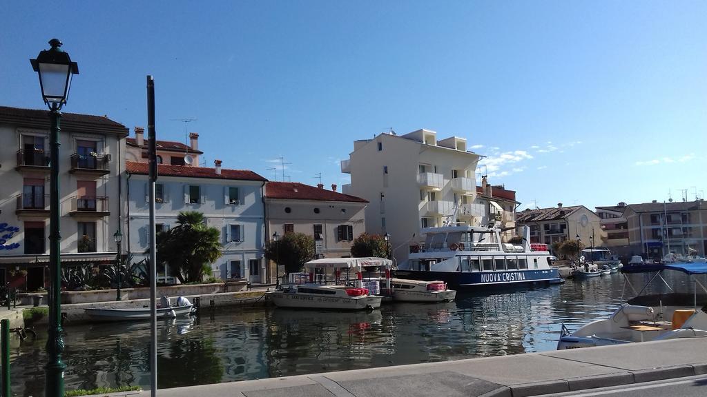 Riva San Vito 2 Apartment Grado Luaran gambar